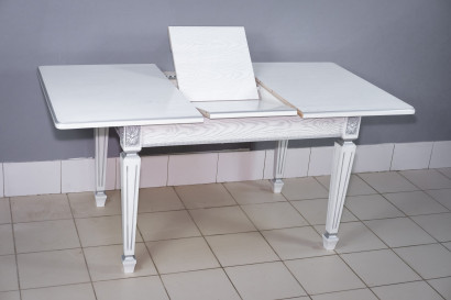 Кухонный стол Инфинити белый с серой патиной