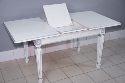 Кухонный стол Инфинити белый с серой патиной