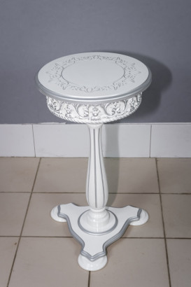 Подставка под вазу круглая белая в серебре, размер 74 см / 40 см