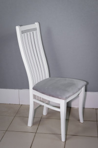 Стул кухонный Вегас белый. Сиденье велюр серебро.