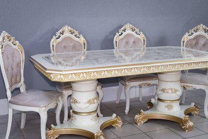  Комплект мебели для кухни стол Голд прямоугольный слоновая кость в золоте и четыре стула Шейх белый в золоте, сиденье бежевый велюр с каретной стяжкой.