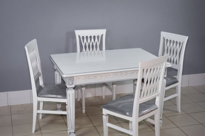  Комплект мебели для кухни стол Инфинити белый с серой патиной и четыре стула Инфинити белых с серебром