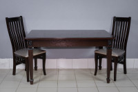 Комплект мебели для кухни стол Инфинити венге с темной патиной и два стула Вегас венге, сиденье велюр бежевый.