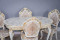 Комплект мебели для кухни стол Роза белый с золотой патиной и четыре стула Шейх белые с золотом, сиденье жаккард