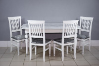 Комплект мебели для кухни стол Венеция белый серебро и четыре стула Инфинити белые, сиденье велюр серый