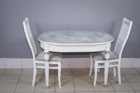 Комплект мебели для кухни стол Париж белый с серой патиной и два стула Вегас белый. Сиденье велюр серый.