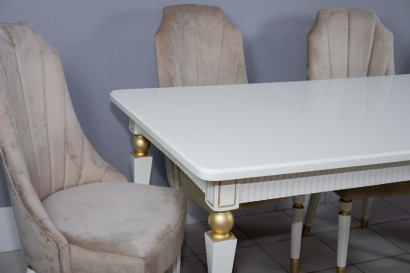 Комплект мебели для кухни стол Милан белый с золотом и четыре стула Сурен белый с золотом, сиденье велюр бежевый