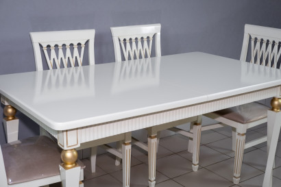 Комплект мебели для кухни стол Милан белый с золотом и четыре стула Инфинити белый с золотом, сиденье велюр бежевый