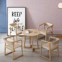 Комплект мебели стол и четыре стула, диаметр стола 80 см из натурального дерева