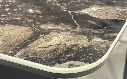 Стол DikLine SKP180 Керамика Amadeus/подстолье черное/опоры дуб монтана (2 уп.)