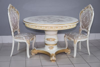  Комплект мебели для кухни стол Голд слоновая кость в золоте и два стула Шейх белый в золоте, сиденье жаккард.