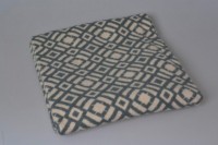 Одеяло шерстяное Жаккард арт.6 85% шерсть, 15% ПЕ, серый 170x205 арт. Odeylo wool PE 6 ser Одеяло шерстяное Жаккард арт.6 85% шерсть, 15% ПЕ, серый 170x205 арт. Odeylo wool PE 6 ser