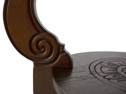 Стол журнальный Грация (49х58х58) в классическом стиле, темно-коричневый